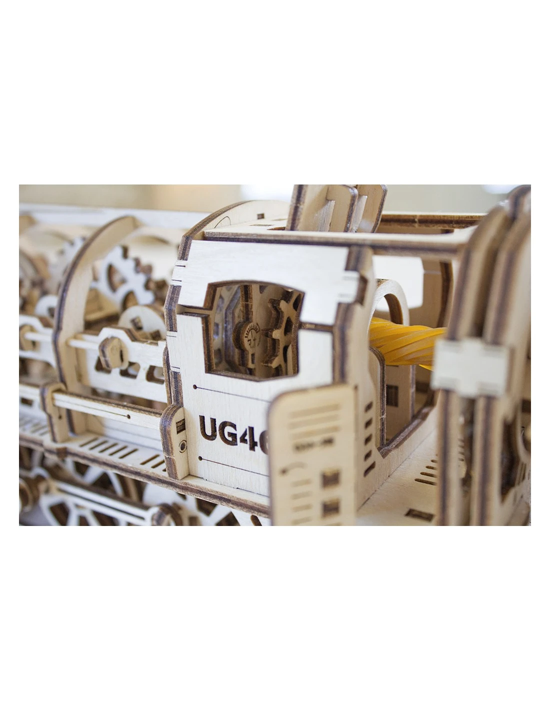 Ugears - Stoom Locomotief 4 Ugears - Stoom Locomotief - Afbeelding 2